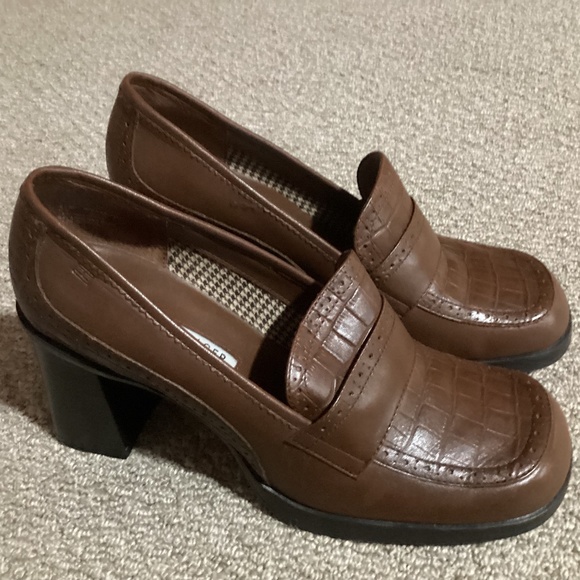 Tommy Hilfiger Chunky Heel Vintage Brown heels - Picture 1 of 8